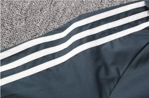 Jaqueta Hino Real Madrid Preto 18-19 - MundodaCortaVento