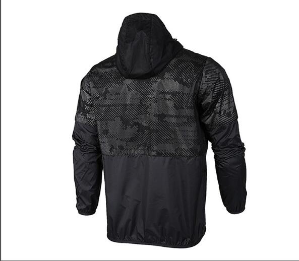 Jaqueta Corta Vento Adidas Climastorm - MundodaCortaVento